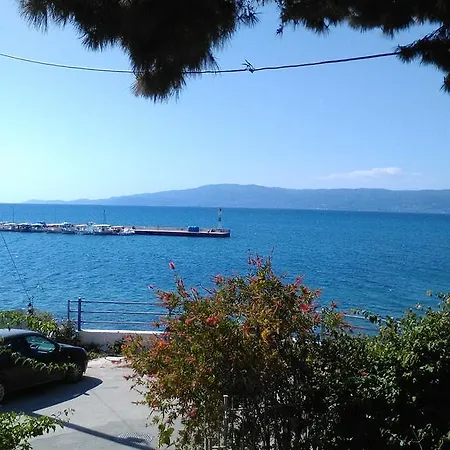 Szálloda Iliahtides Amárinthosz