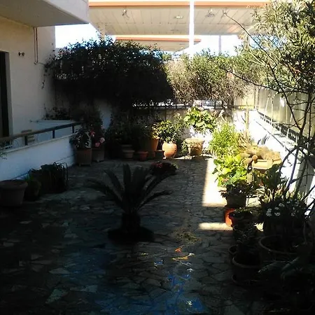 Iliahtides Amárinthosz