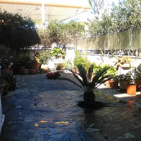 Iliahtides Szálloda