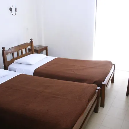 Iliahtides Amárinthosz